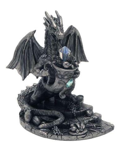 Tudor Mint's generous dragon invites you to a feast